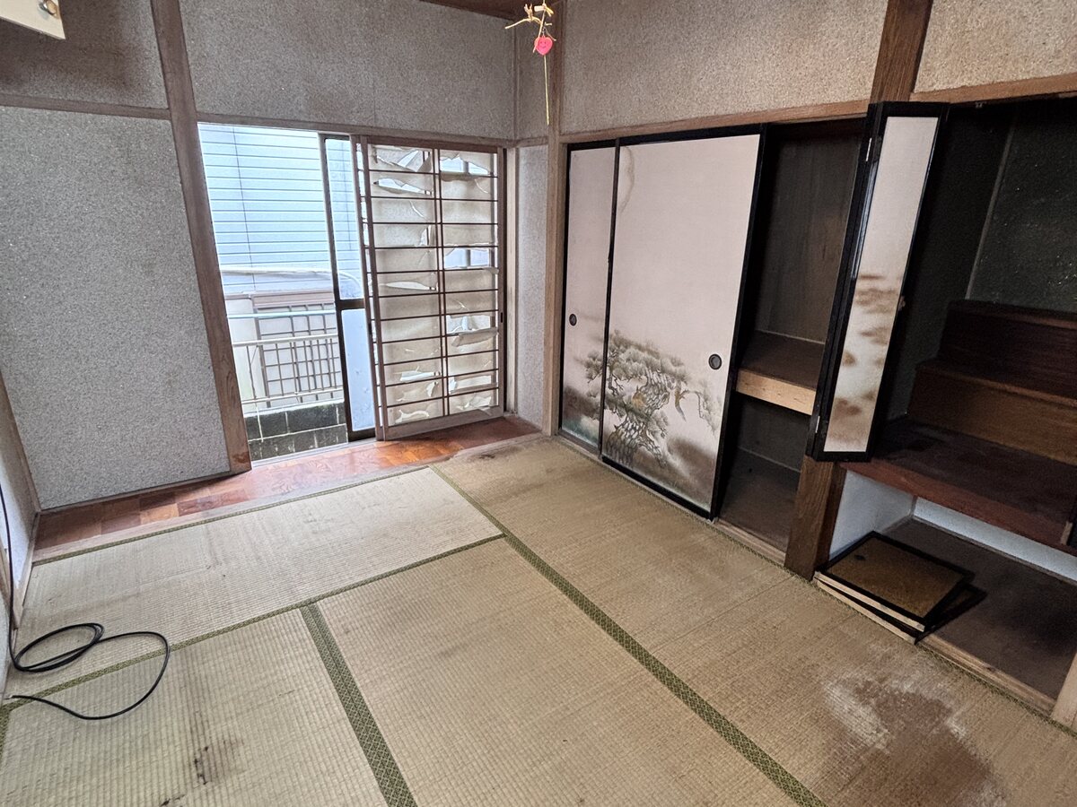 活用方法を検討した空き家の和室